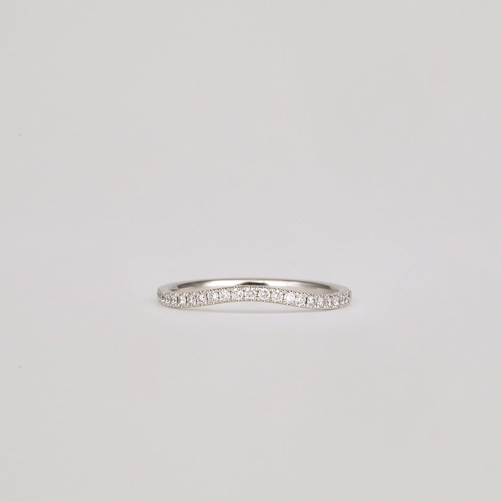 0.21 TCW Round CVD Diamond Curved Pave Wedding Band