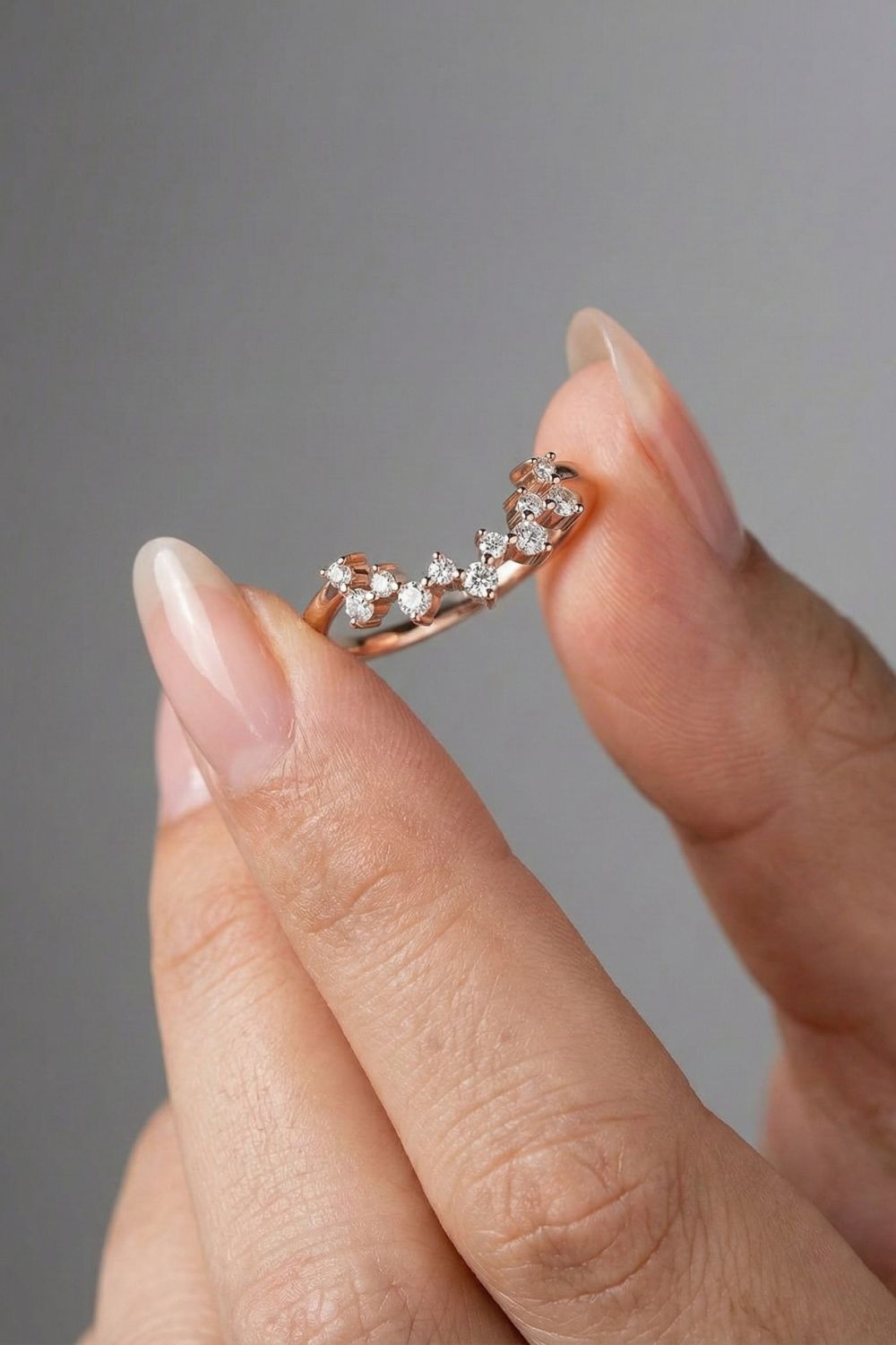 Round Moissanite Cluster Curved Wedding Band