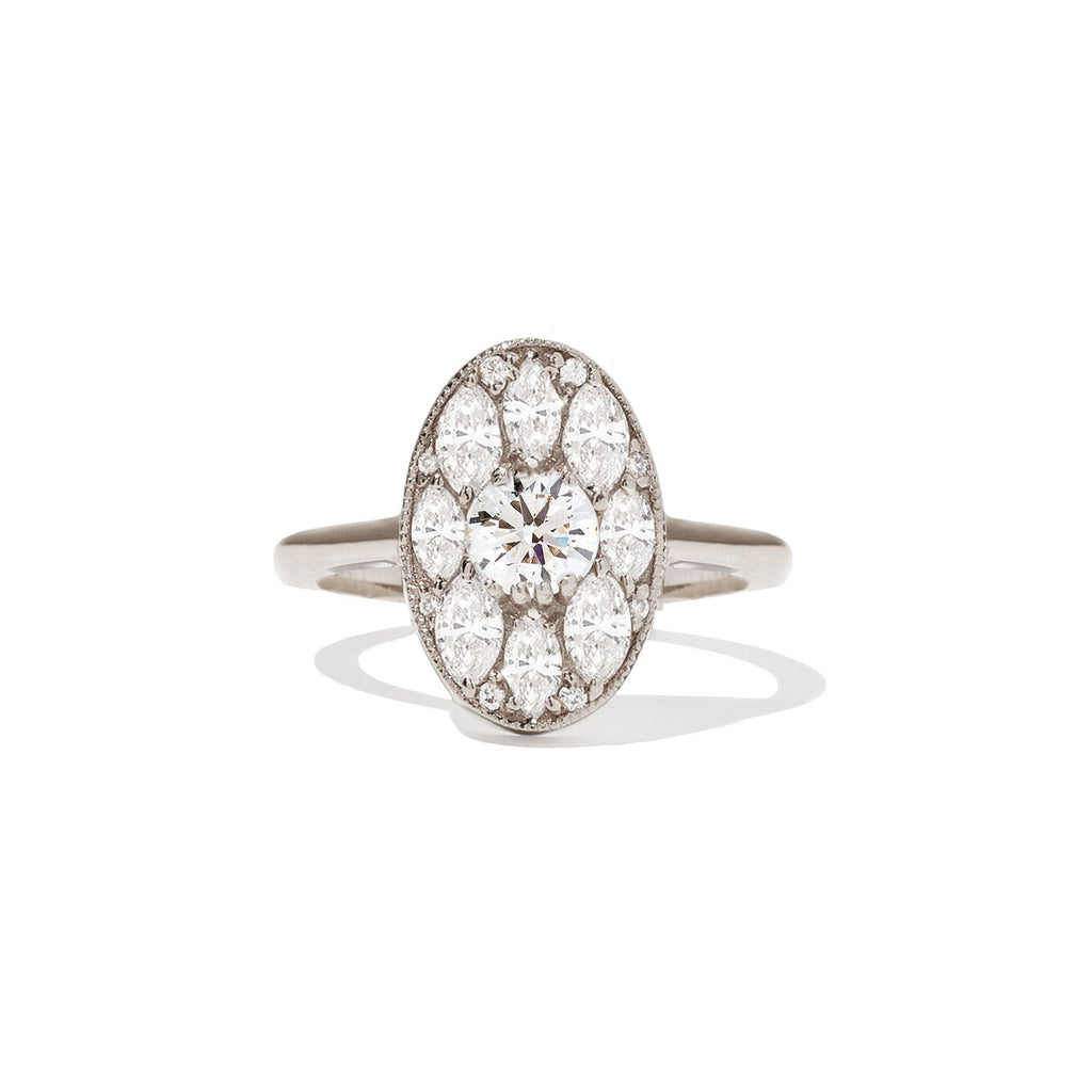 0.47 CT Round Cut Moissanite Oval Shape Feather Mosaic Engagement Ring