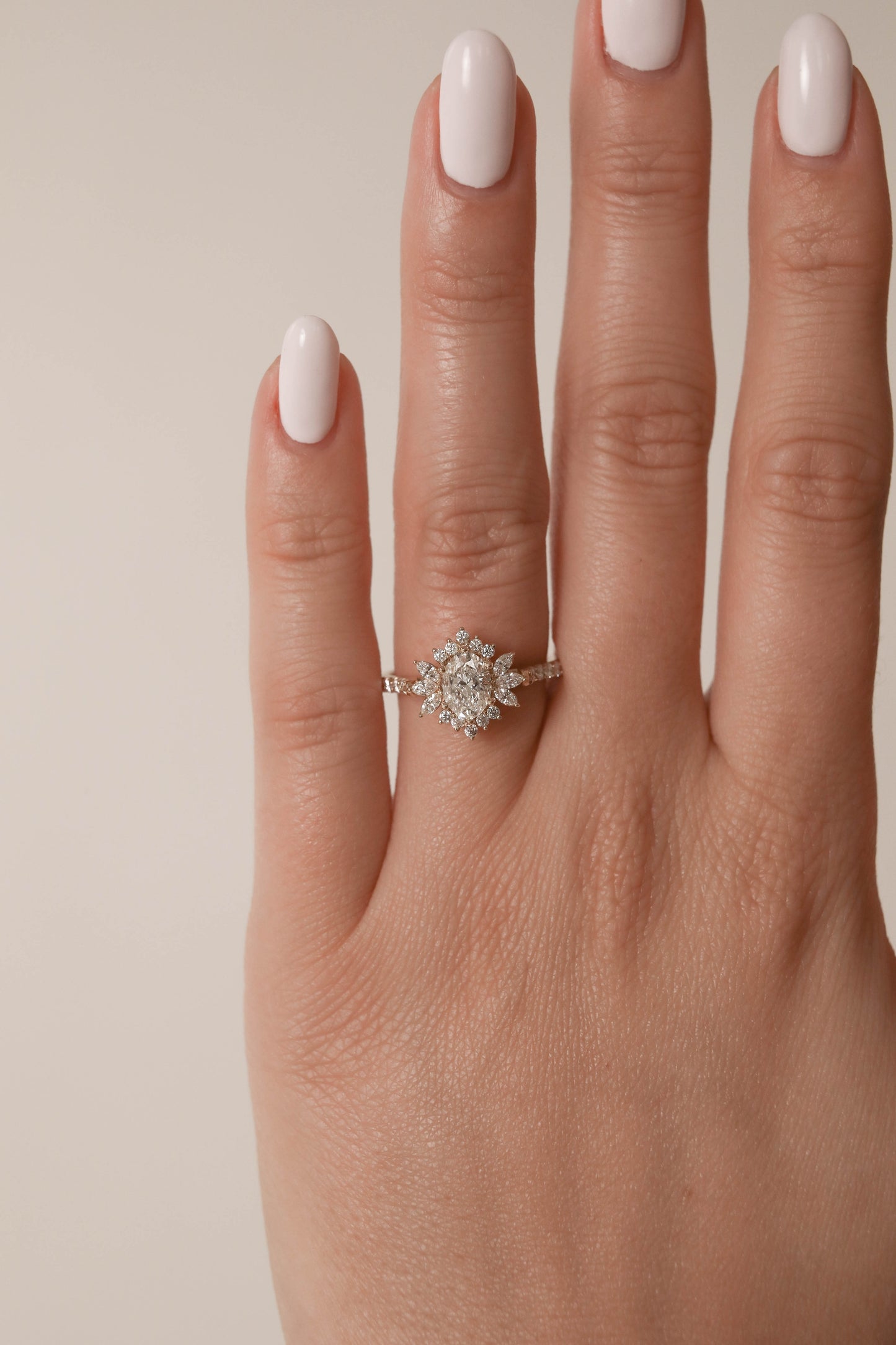 0.75 CT - 1.25 CT Oval Cut Lab grown Diamond Halo & Pave Setting Engagement Ring