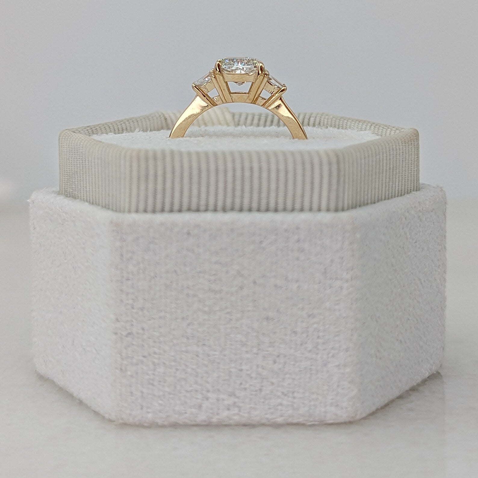1 CT Elongated Cushion Cut Three Stone Moissanite Engagement Ring