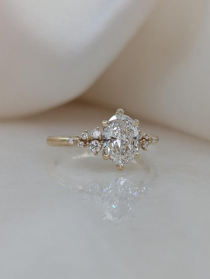 1 CT Oval Cut Cluster Moissanite Engagement Ring
