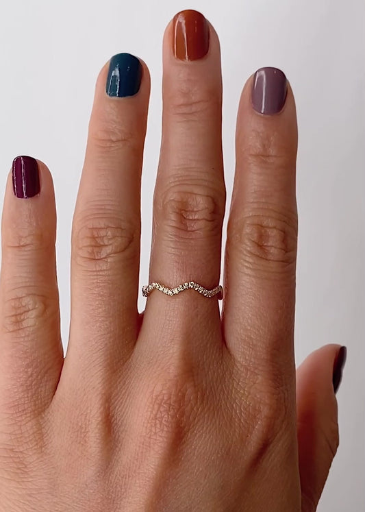 0.44 TCW Round CVD Diamond Zig-Zag Dot Wedding Band