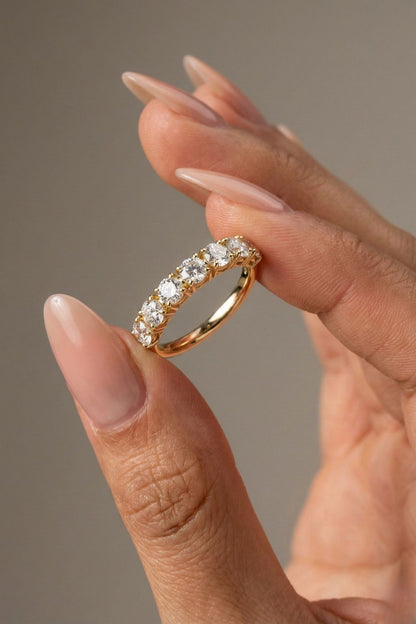 Round CVD Diamond Claw Pave Wedding Band