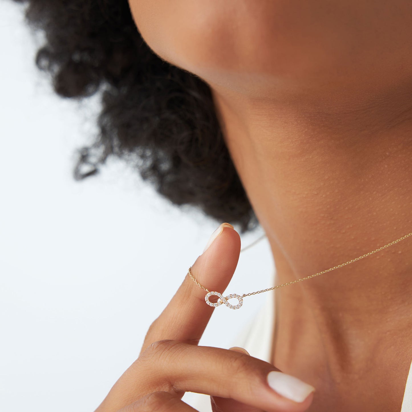 0.15 TCW Round Moissanite Diamond Infinity Necklace