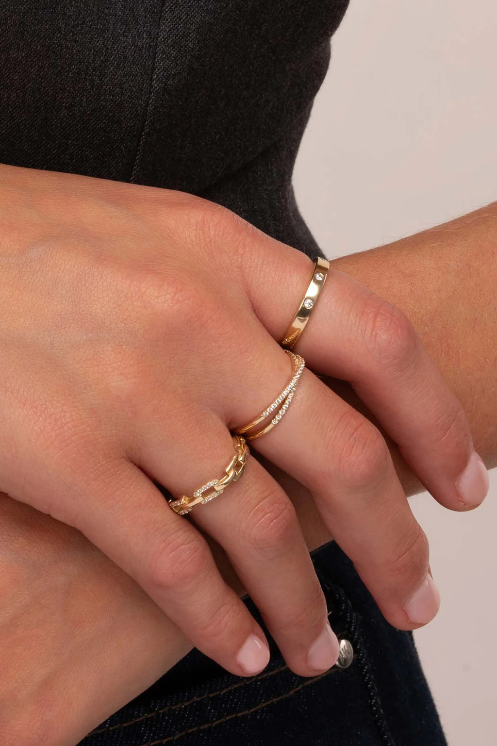 0.1 TCW Round Moissanite Flush Setting Wedding Band