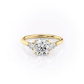 2.5 CT - 3 CT Round Cut Three Stone Moissanite Engagement Ring