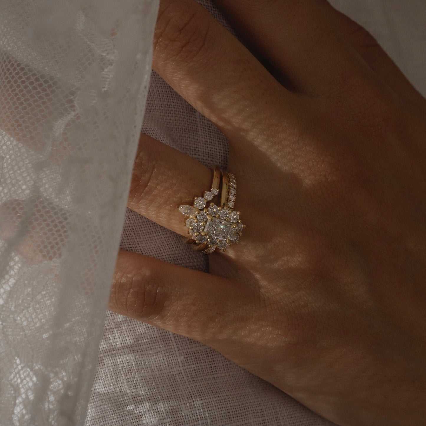 1 CT - 2 CT Radiant Cut Halo Moissanite Engagement Ring