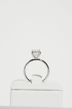 3.5 CT - 4.5 CT Oval Cut Solitaire Moissanite Engagement Ring