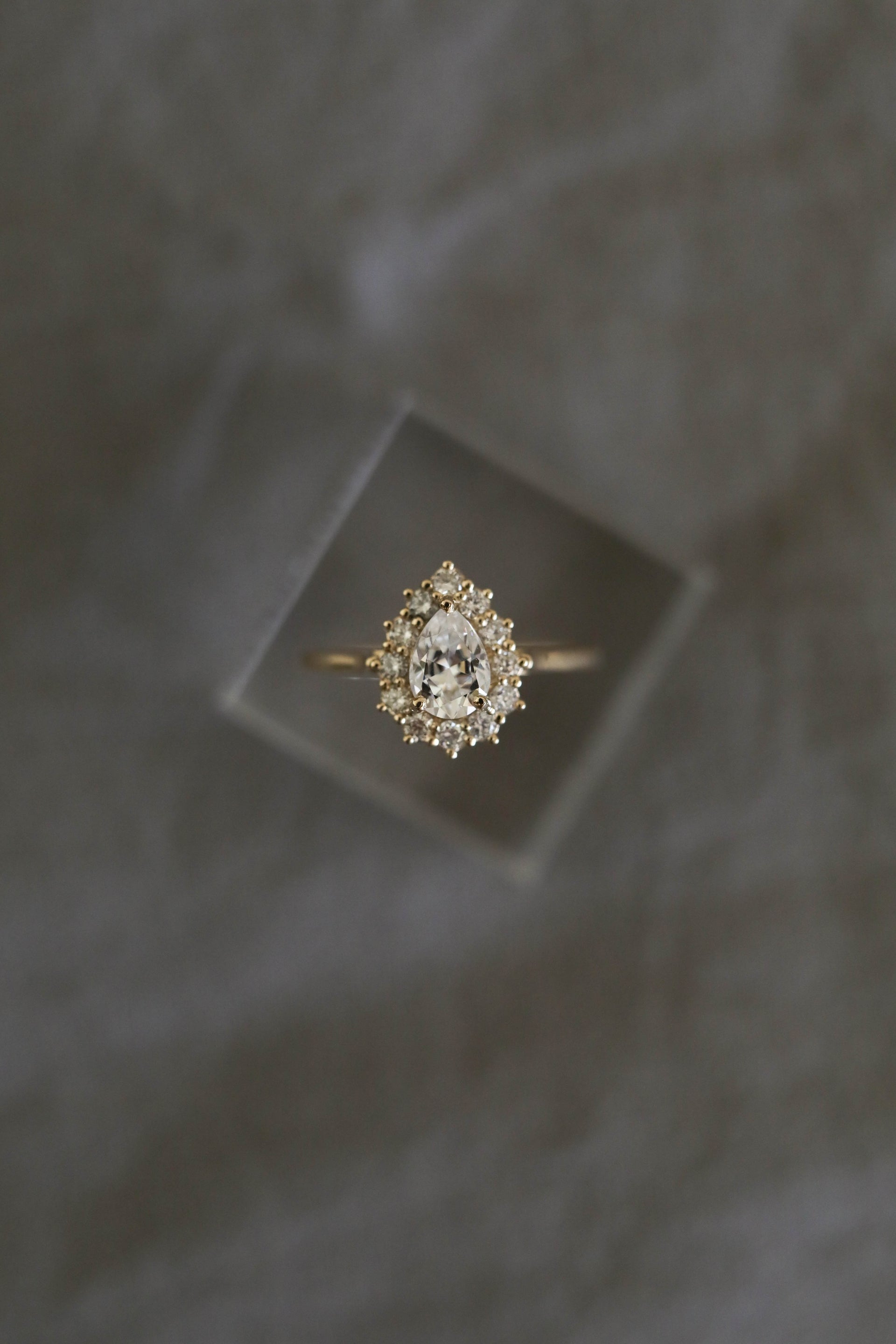 0.7 CT - 1.75 CT Pear Cut Lab grown Diamond Halo Engagement Ring