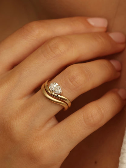 1 CT - 3 CT Pear Cut Lab grown Diamond Solitaire Engagement Ring