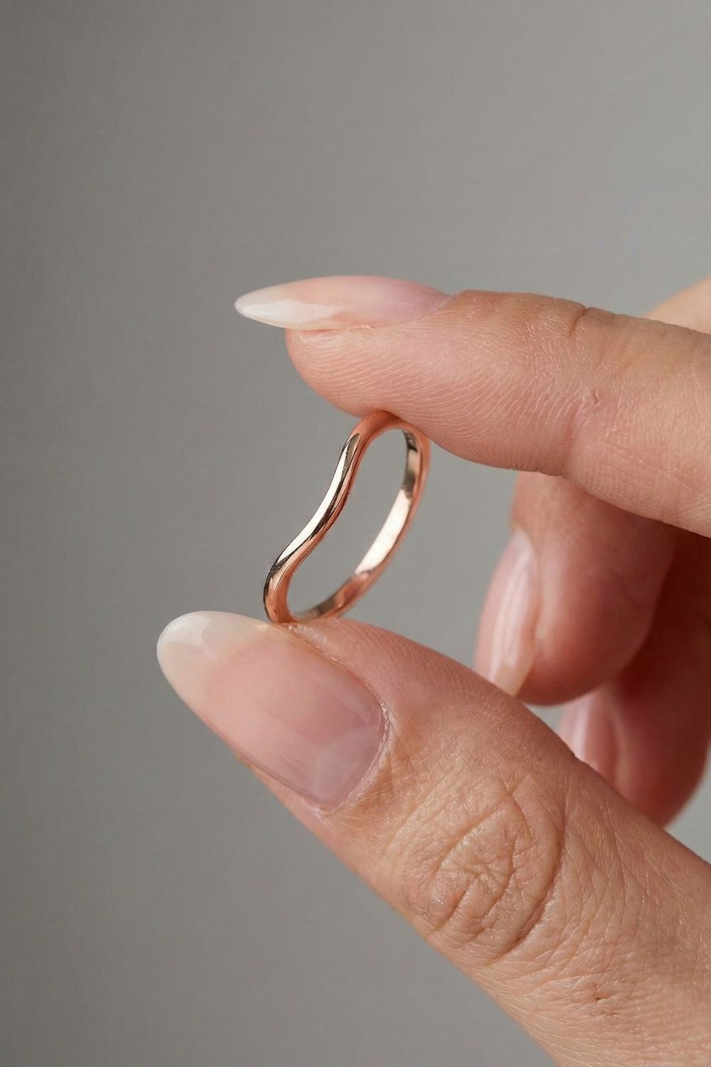 Plain Wave Style Wedding Band