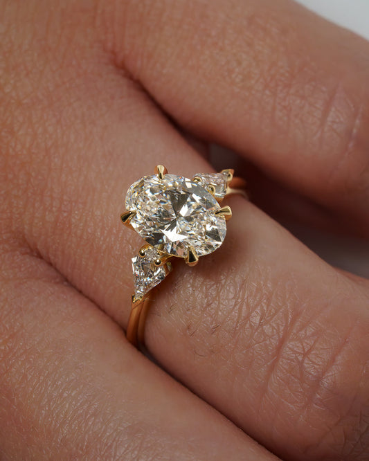 2.02 CT - 3.02 CT Oval Cut Lab grown Diamond Three Stone Engagement Ring