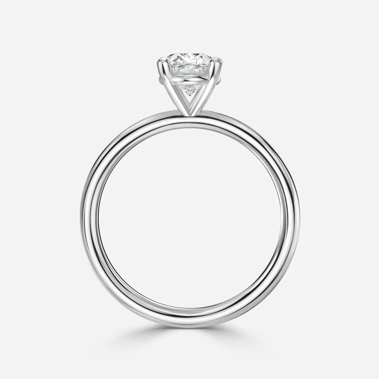 2 CT - 2.2 CT Oval Cut Solitaire Moissanite Engagement Ring