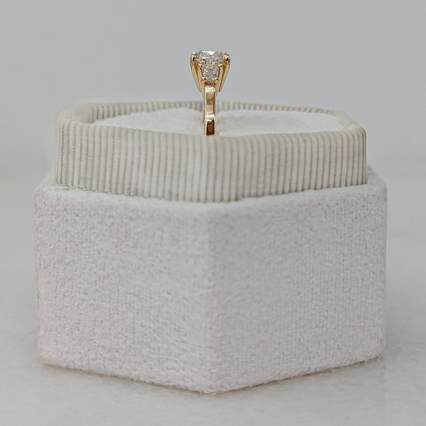 1 CT Elongated Cushion Cut Three Stone Moissanite Engagement Ring