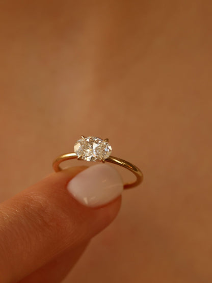 1 CT - 3 CT East-West Oval Cut Lab grown Diamond Solitaire Engagement Ring