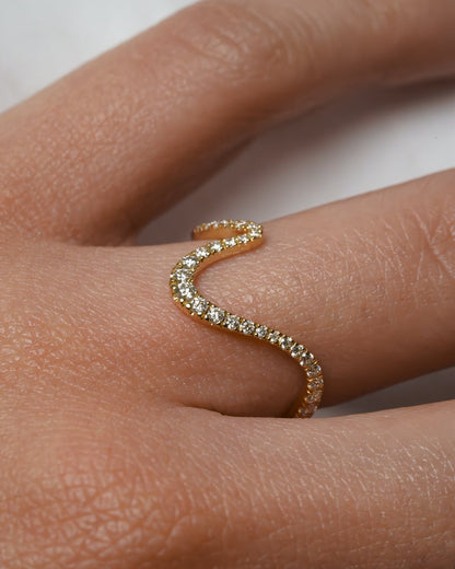 0.12 TCW Round CVD Diamond Curved Pave Wedding Band