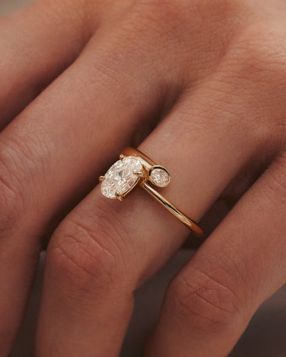 1 CT - 3 CT Oval Cut Lab grown Diamond Bypass Side Stone Engagement Ring