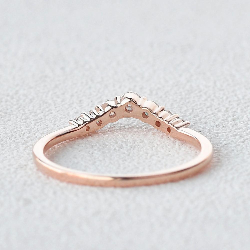 0.2 TCW Round Moissanite Curved Pave Wedding Band