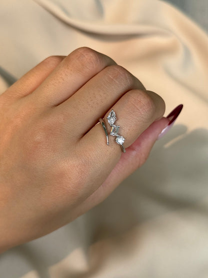 0.81 TCW Mix Shape CVD Diamond Three Stone Wedding Band