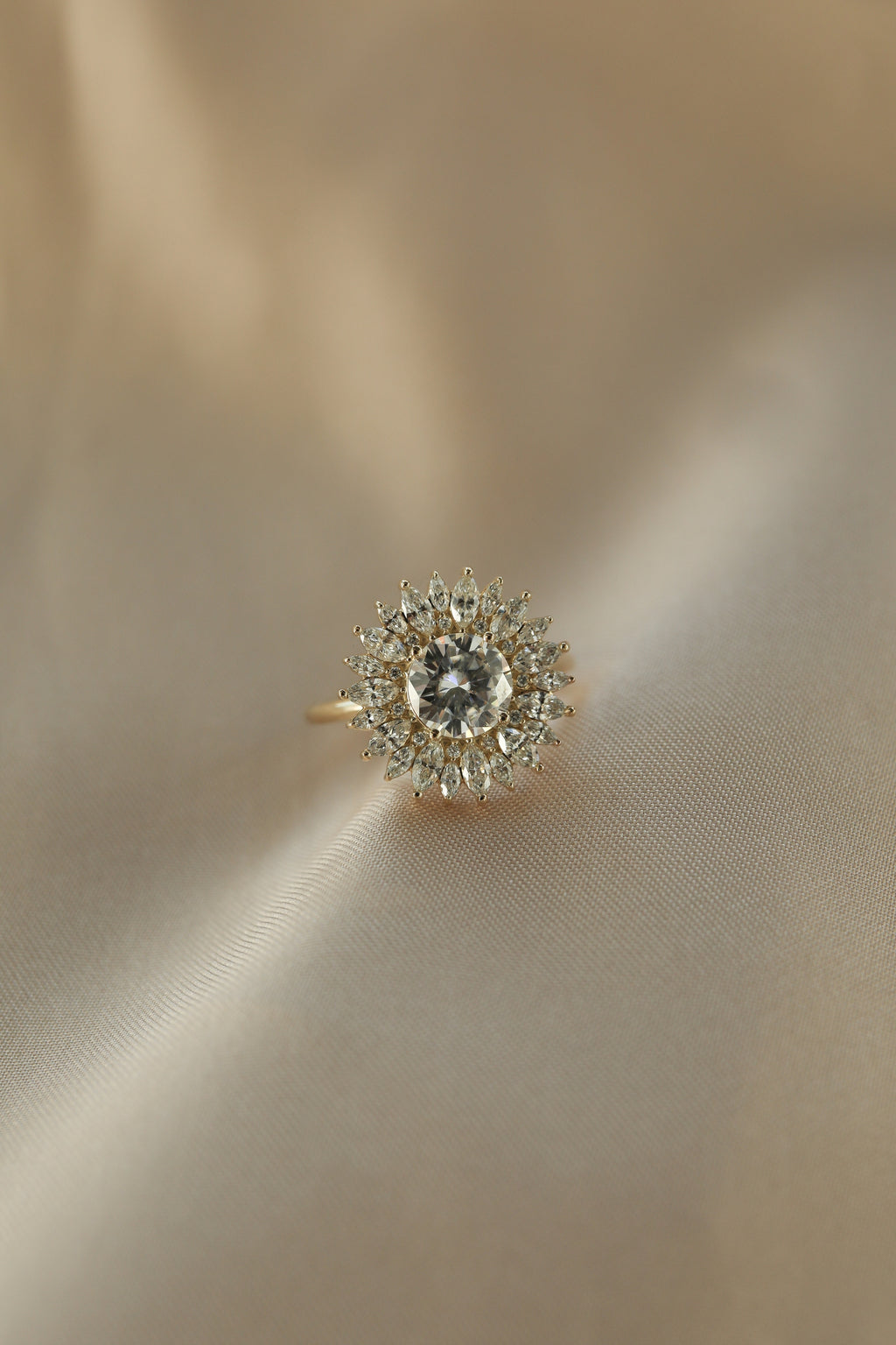 1 CT Round Cut Lab grown Diamond Halo Floral Style Engagement Ring