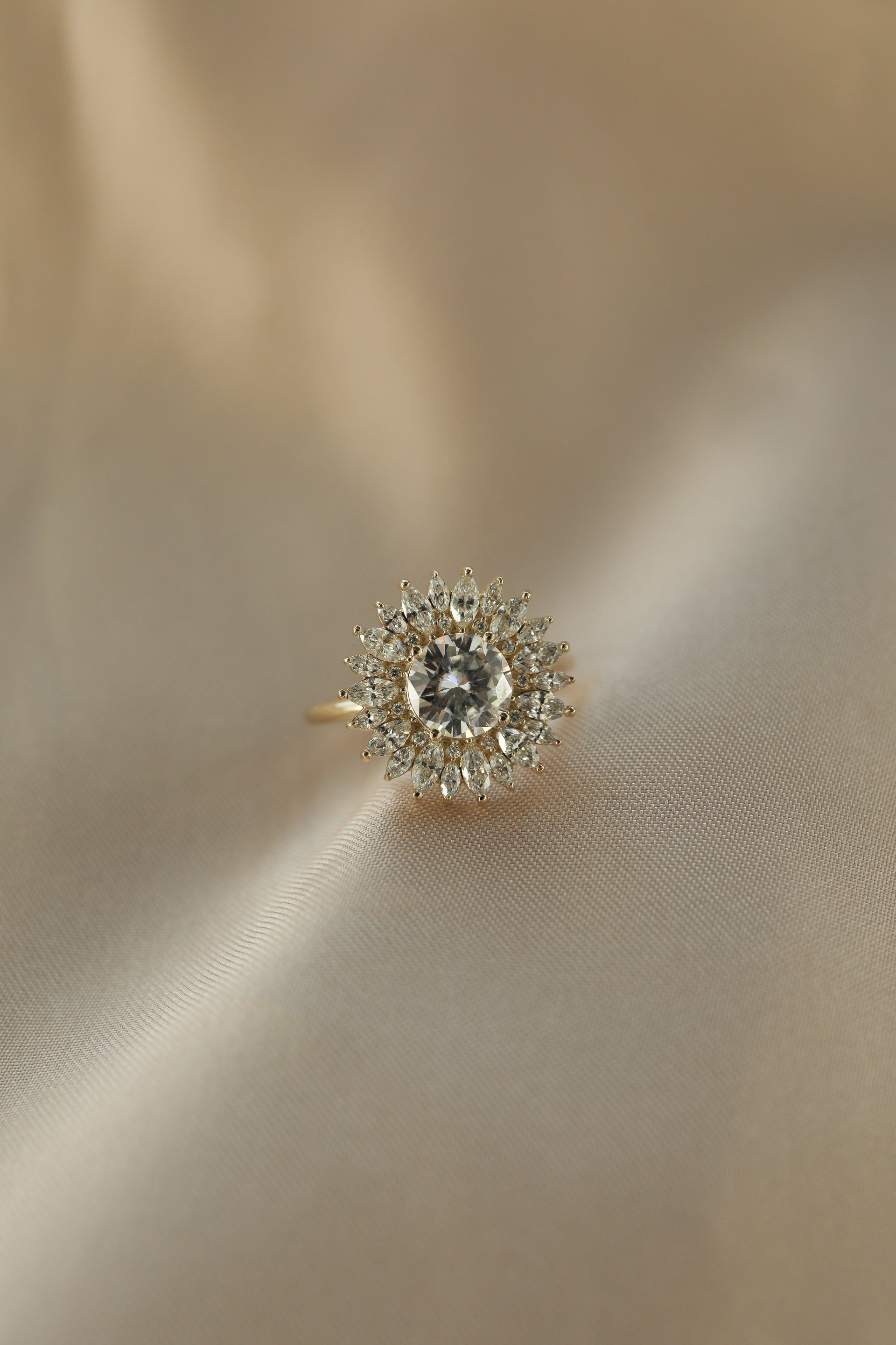 1 CT Round Cut Lab grown Diamond Halo Floral Style Engagement Ring