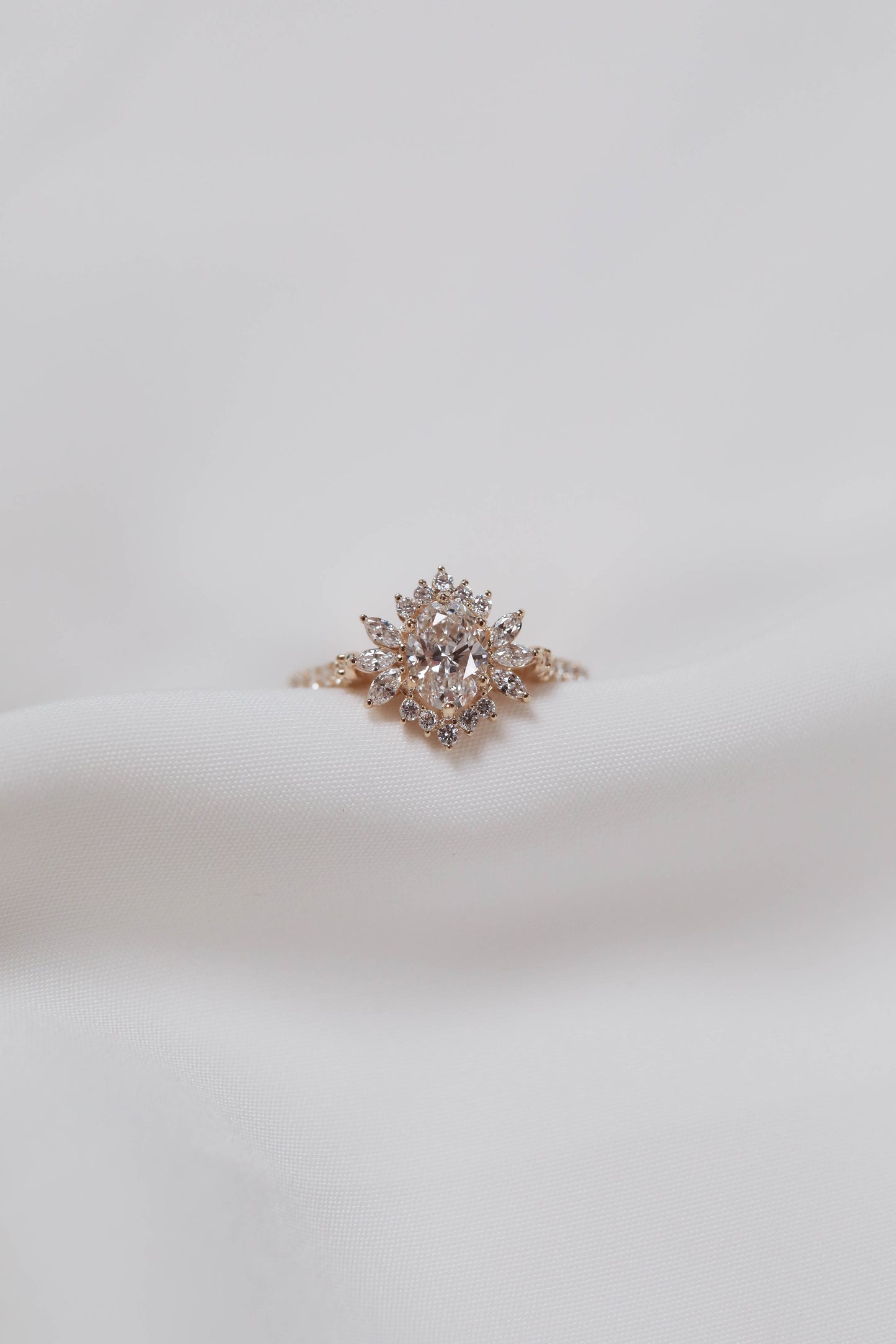 0.75 CT - 1.25 CT Oval Cut Lab grown Diamond Halo & Pave Setting Engagement Ring