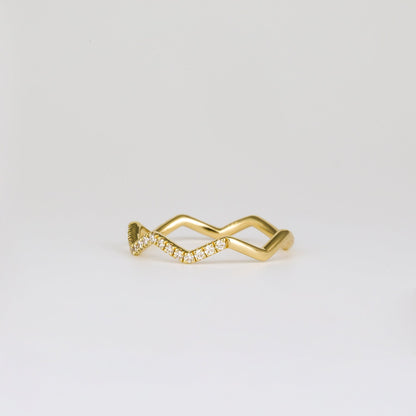 0.44 TCW Round CVD Diamond Zig-Zag Dot Wedding Band