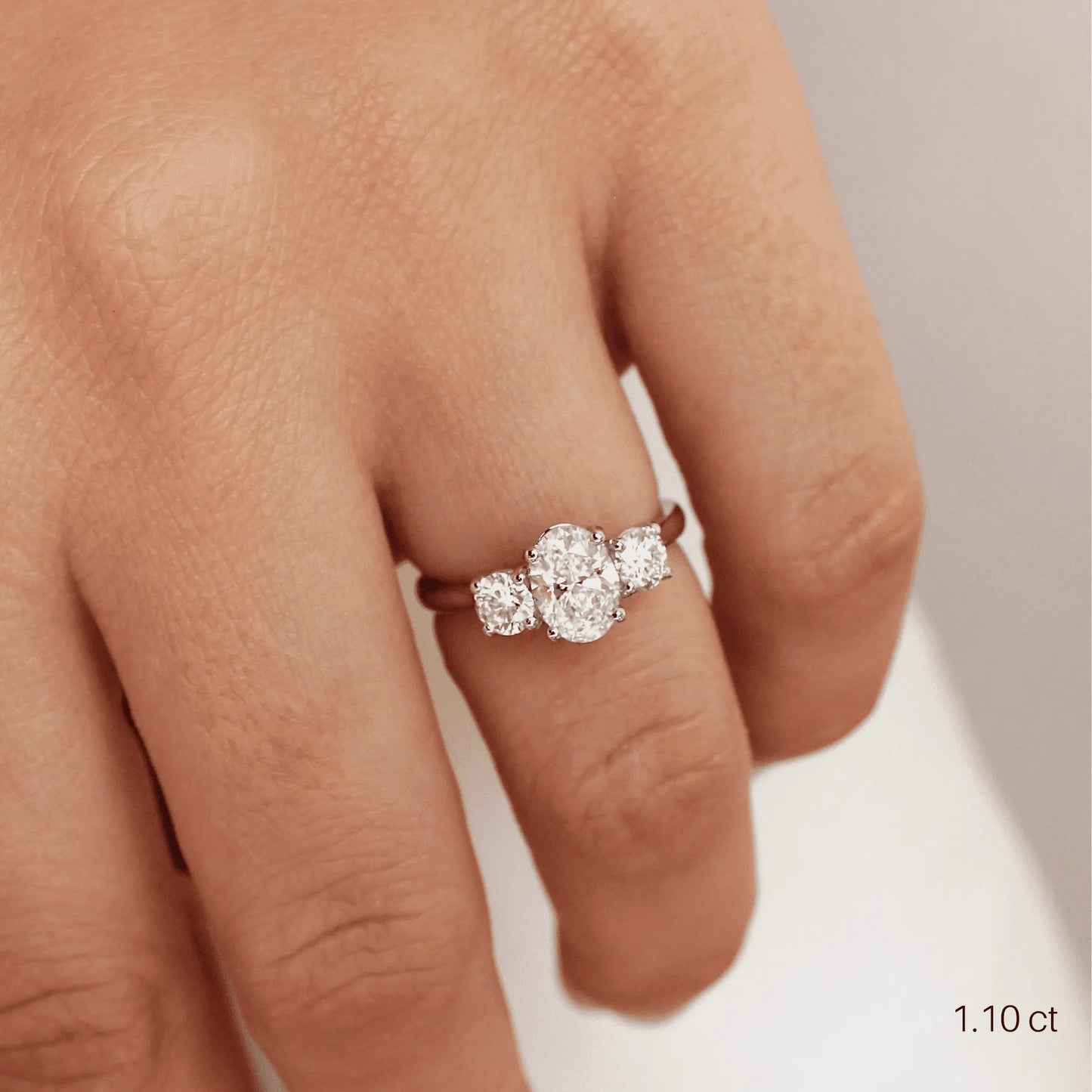 1 CT Oval Cut Three Stone Moissanite Engagement Ring