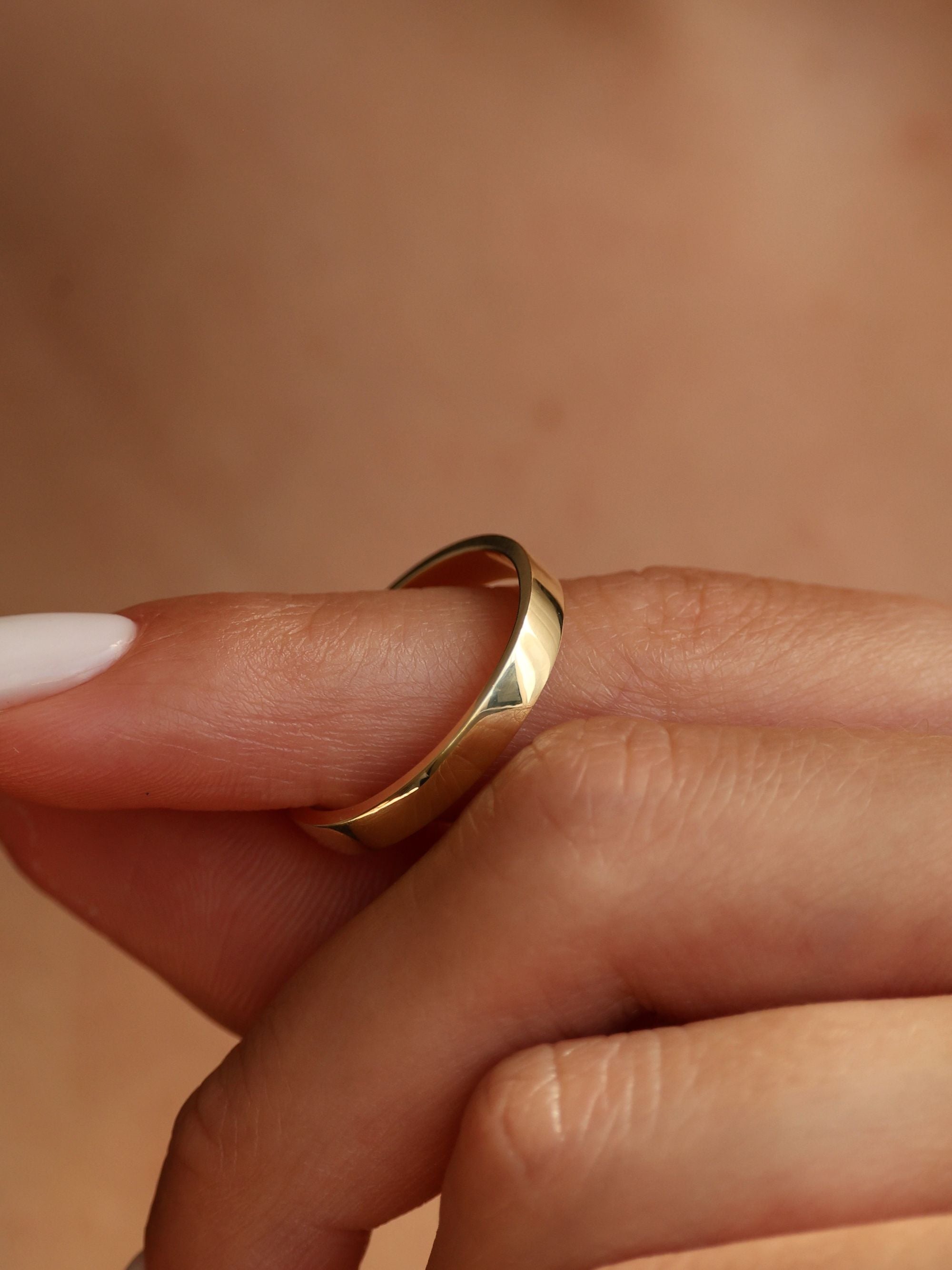 Plain Polished Wedding Band For Men