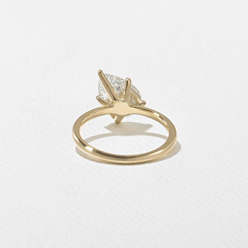 2.54 CT - 3.54 CT Pear Cut Lab grown Diamond Solitaire Engagement Ring