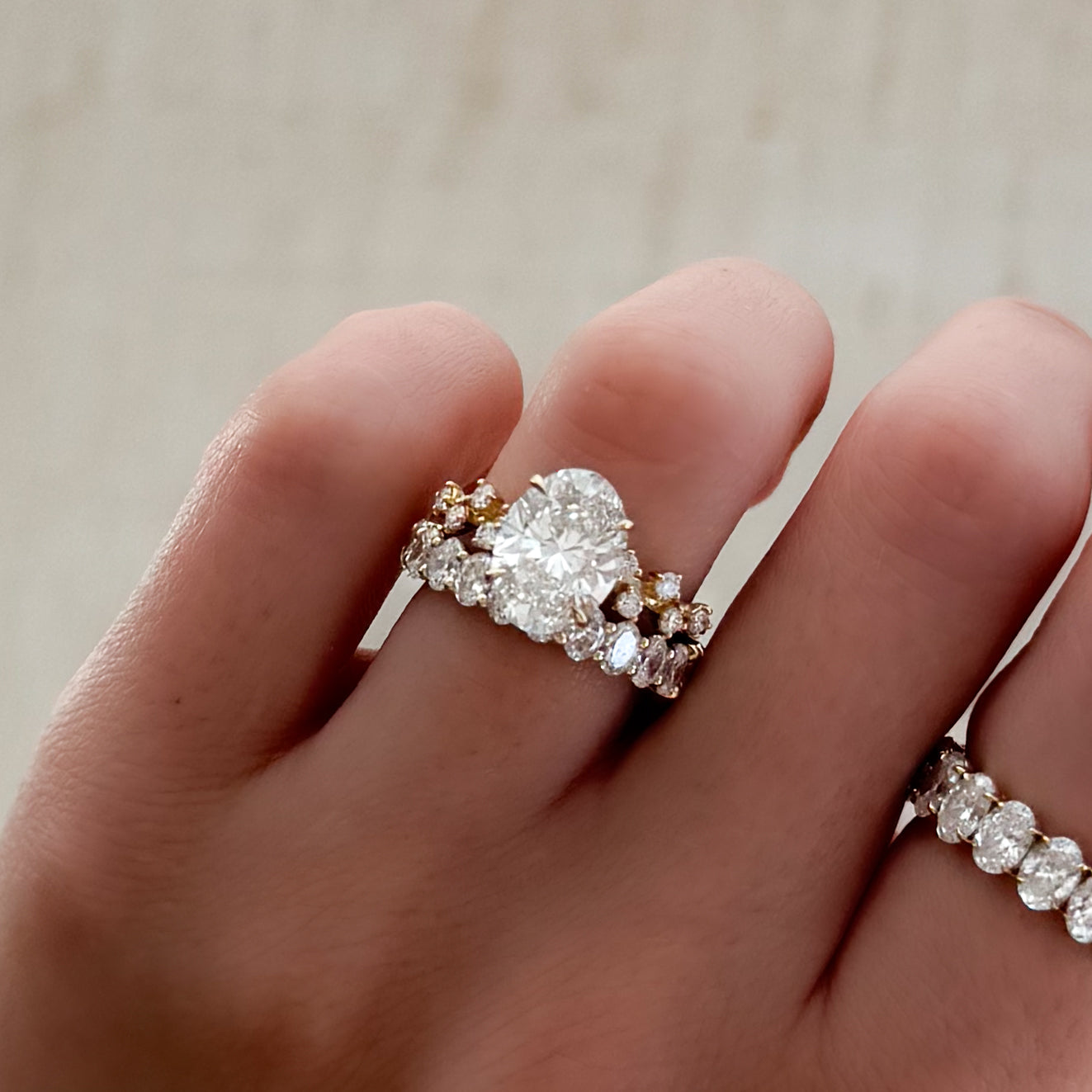 1 CT - 3 CT Oval Cut Lab grown Diamond Cluster Engagement Ring