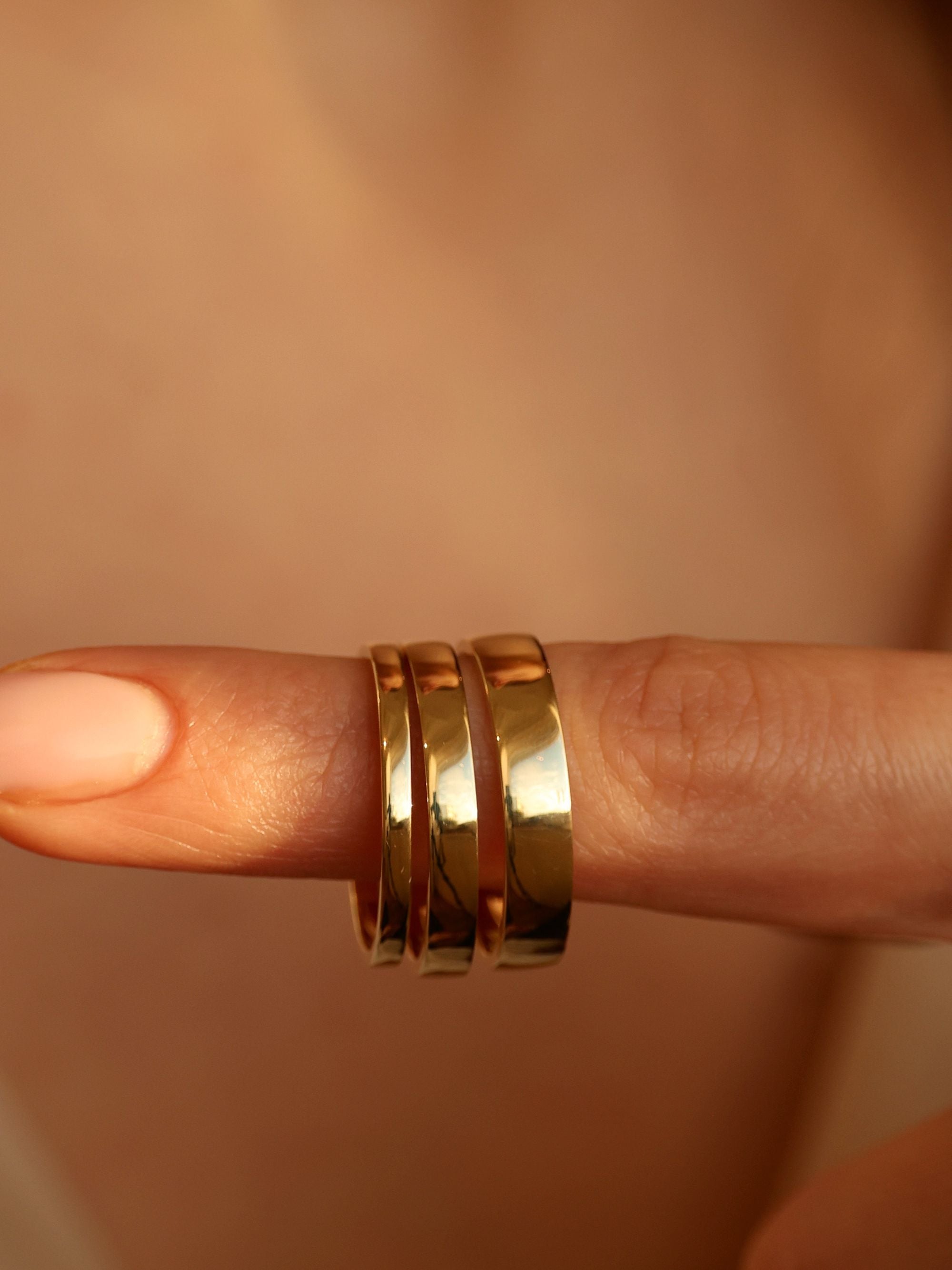 Plain Polished Wedding Band For Men