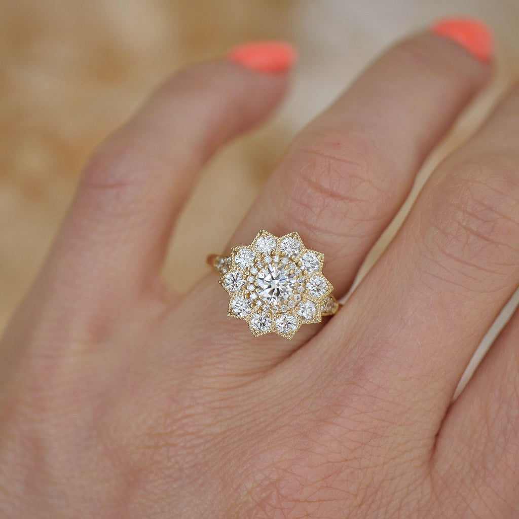0.53 CT Round Cut Moissanite Sunflower Style Mosaic Engagement Ring
