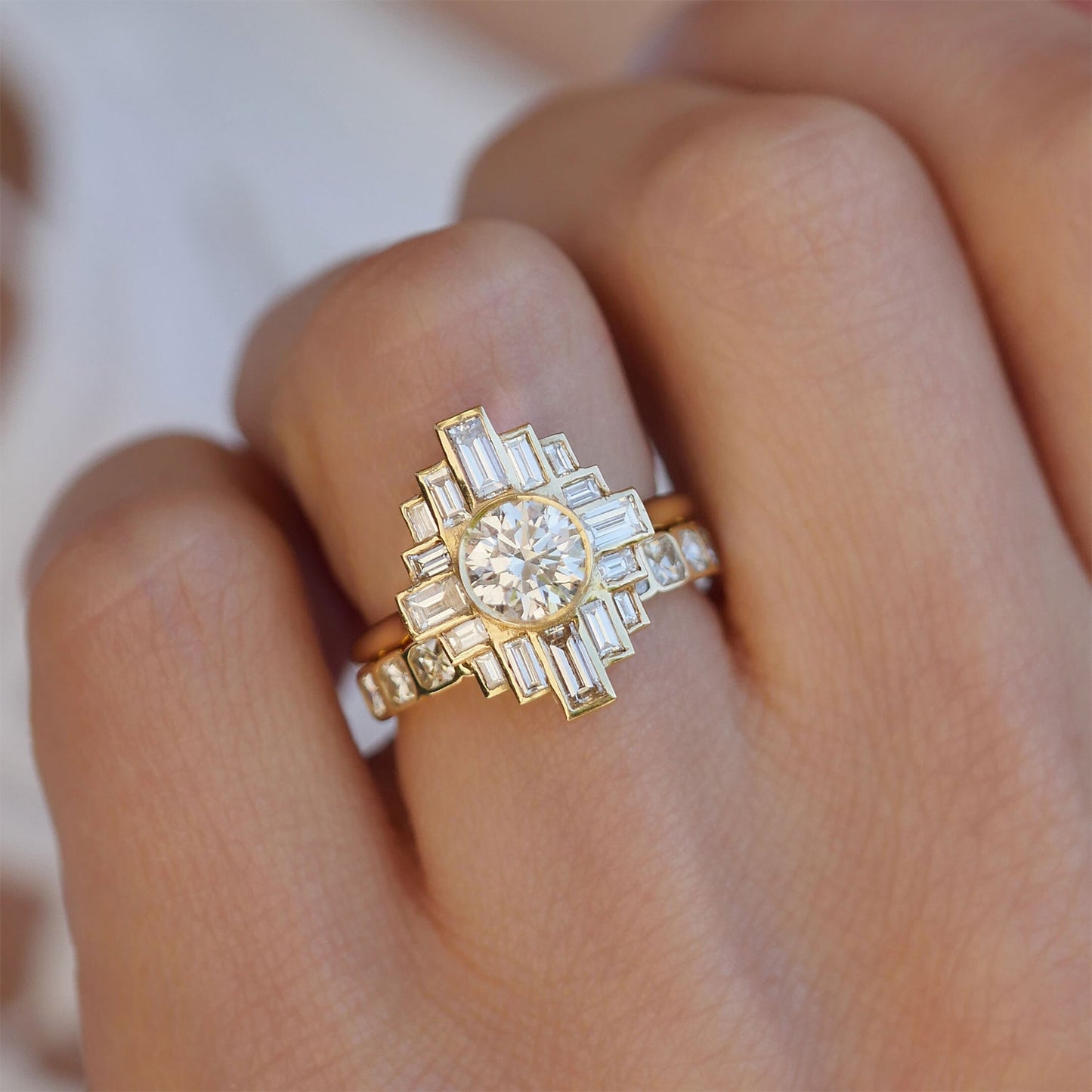 0.8 CT Round Cut Moissanite Rockefeller Mosaic Engagement Ring