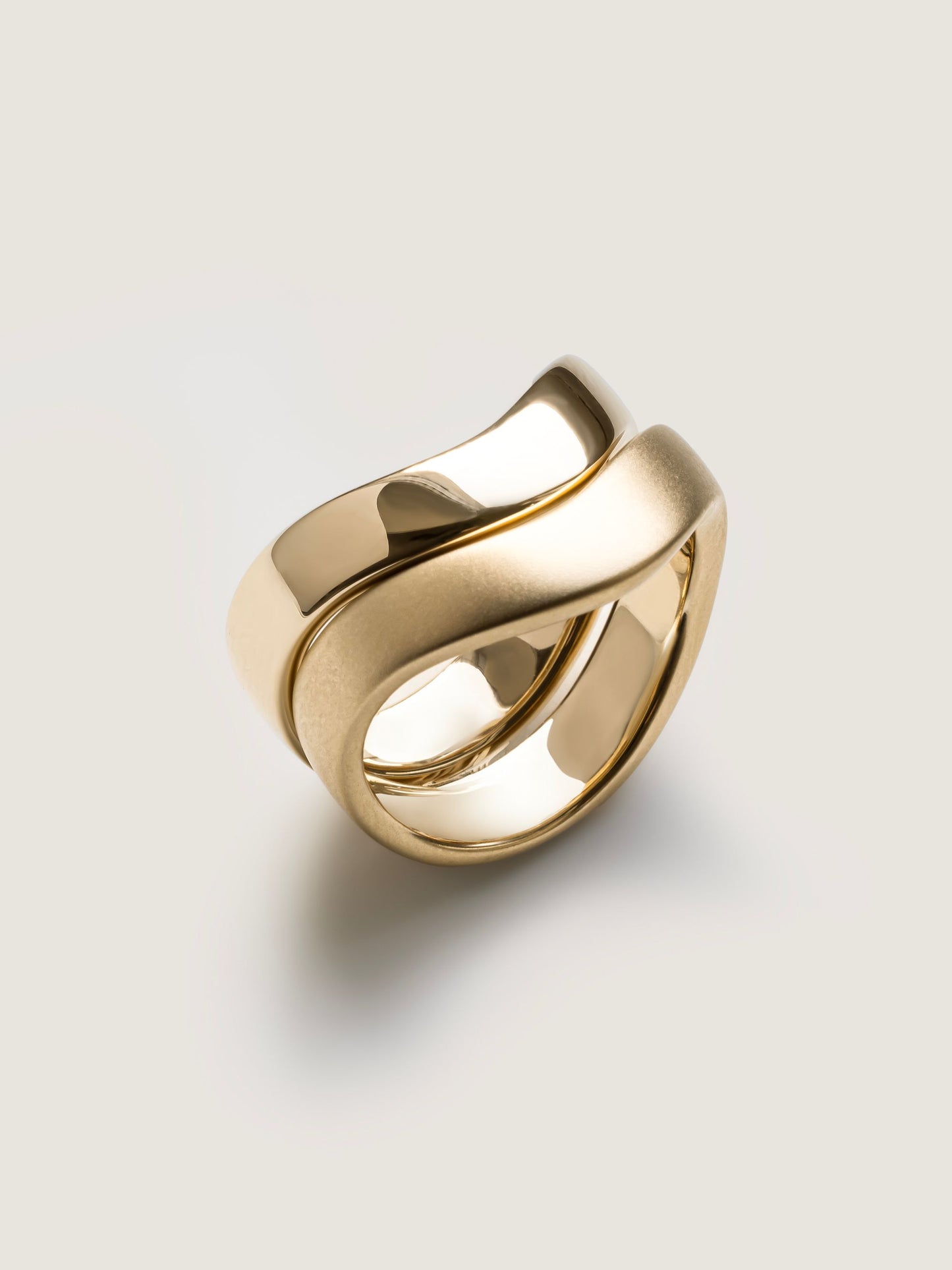 Curved Wave Style Wedding Band For Men