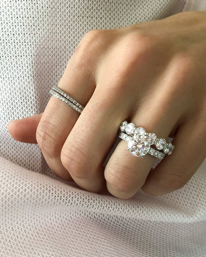 0.17 TCW Round CVD Diamond Petite French Pave Wedding Band