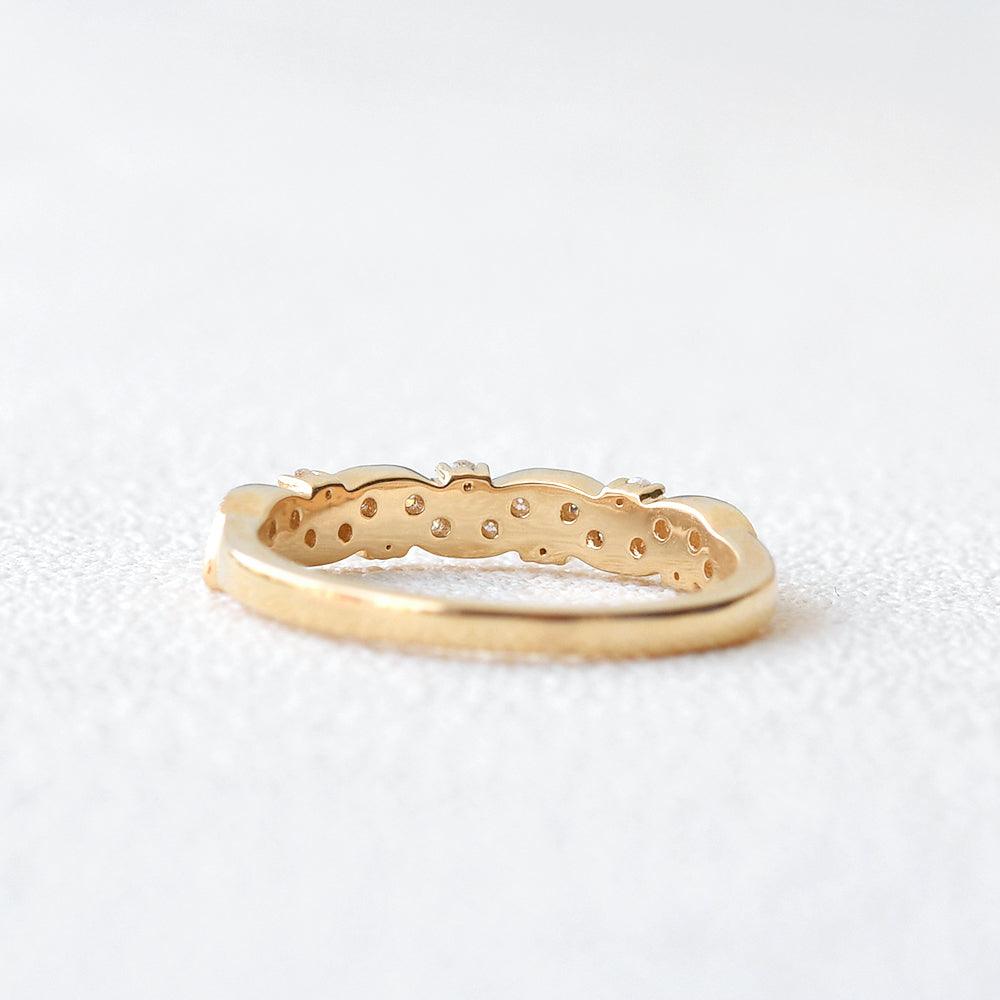0.19 TCW Round Moissanite Vintage Inspired Style Wedding Band