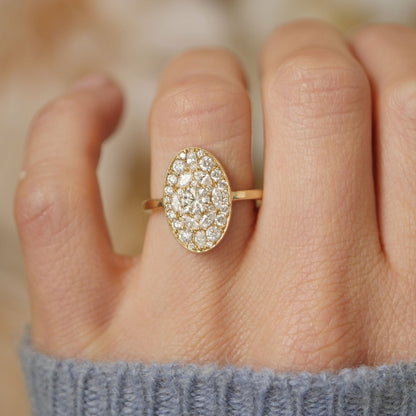 0.35 CT Round Cut Moissanite Oval Shape Mosaic Engagement Ring