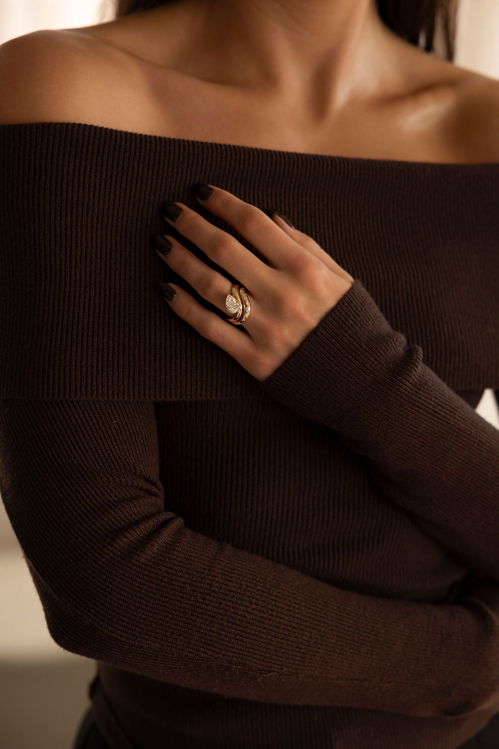 1 CT - 2 CT Pear Cut Waved Solitaire Moissanite Engagement Ring