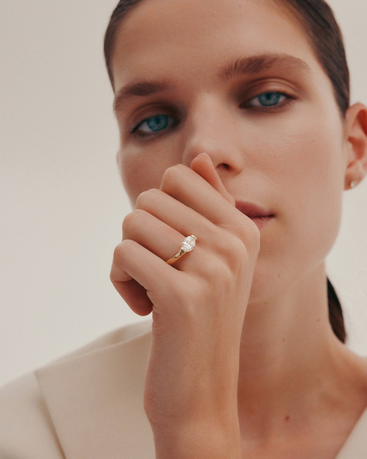 1 CT - 2 CT Oval Cut Lab grown Diamond Tension Setting Solitaire Engagement Ring