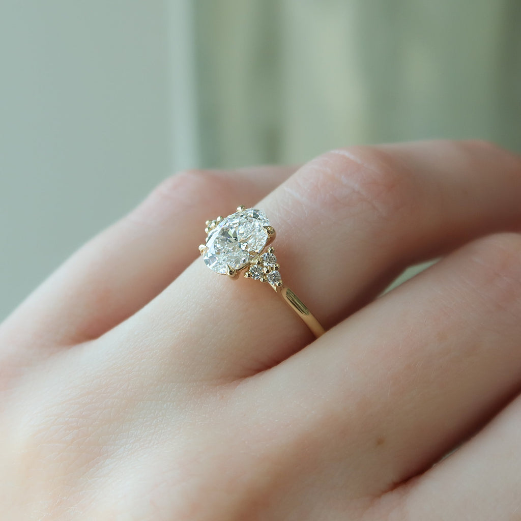 1.5 CT - 2.5 CT Oval Cut Cluster Moissanite Engagement Ring