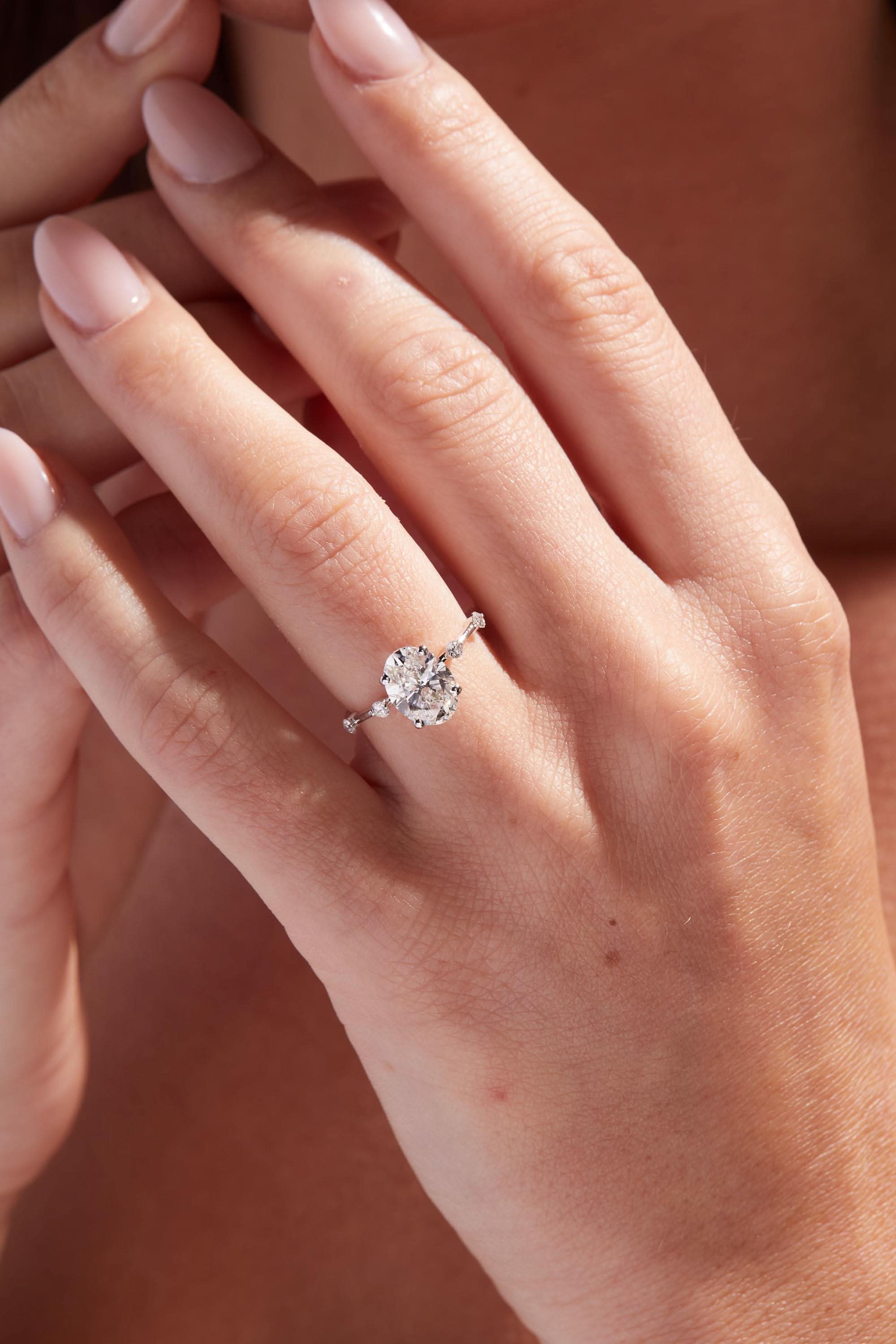 2 CT Oval Cut Dainty Moissanite Engagement Ring