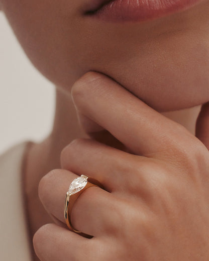 1 CT - 2 CT Pear Cut Lab grown Diamond Tension Setting Solitaire Engagement Ring