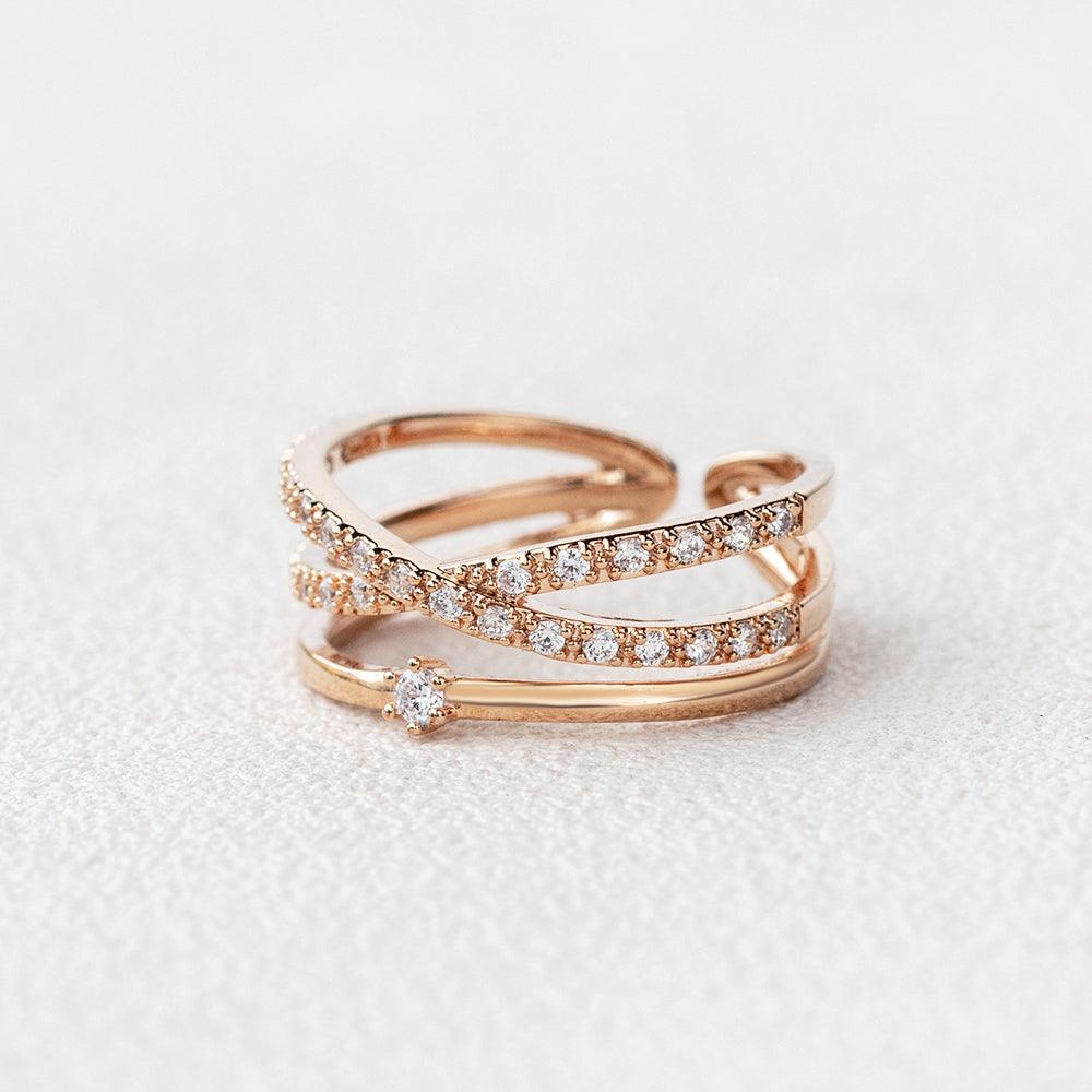 0.28 TCW Round Moissanite Criss Cross Style Wedding Band
