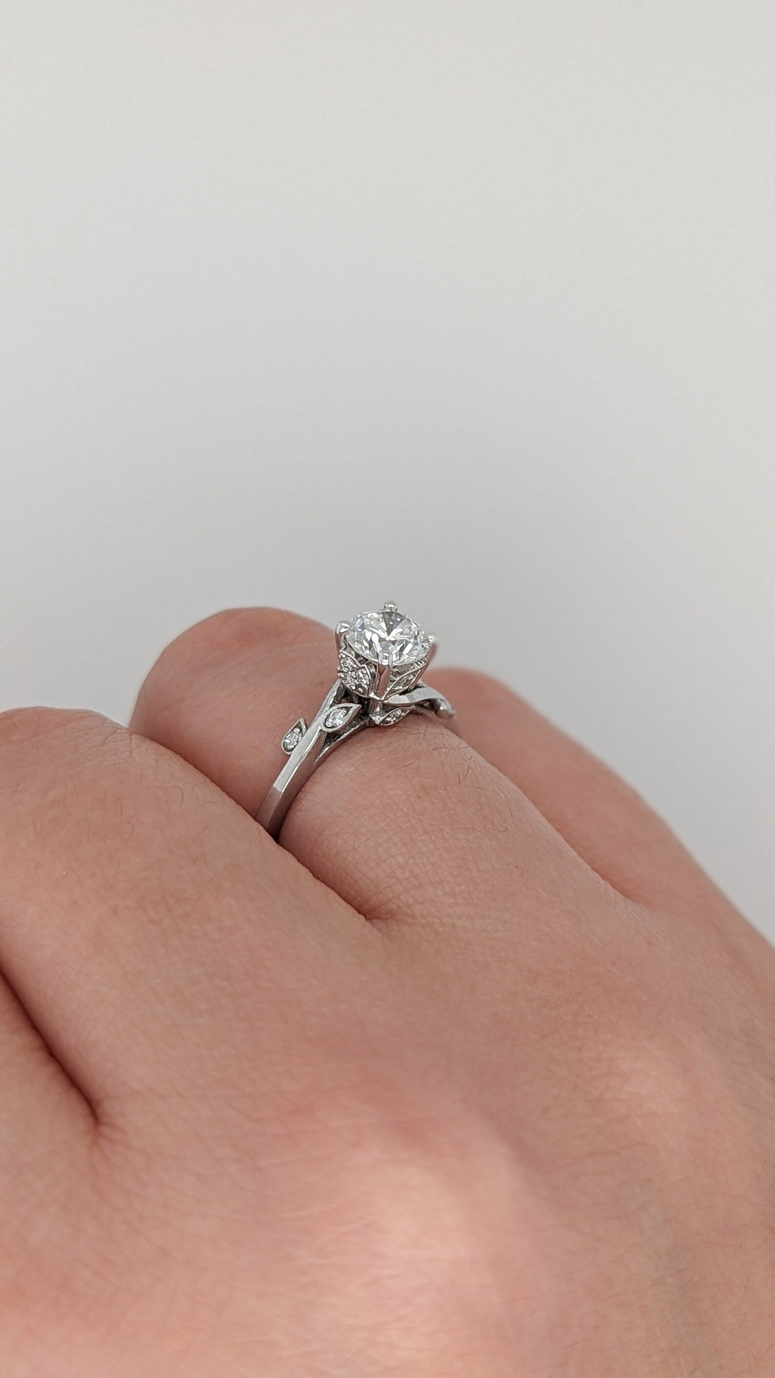 1 CT Round Cut Nature Inspired Moissanite Engagement Ring