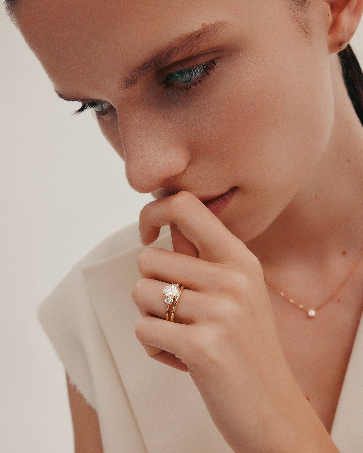 1 CT - 2 CT Oval Cut Lab grown Diamond Three Stone Engagement Ring