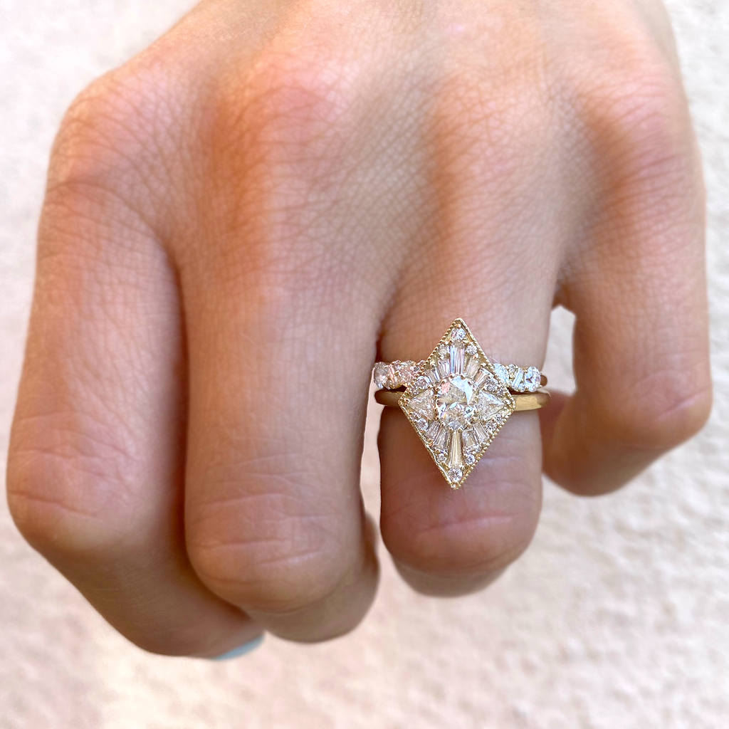 0.36 CT Oval Cut Moissanite Kite Shape Mosaic Engagement Ring
