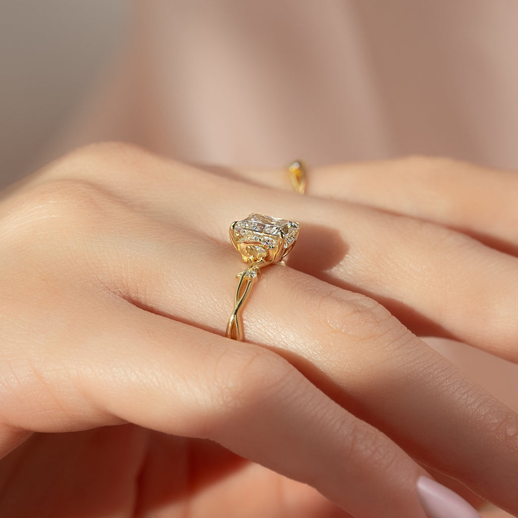 2 CT - 2.5 CT Princess Cut Halo Twig Style Moissanite Engagement Ring