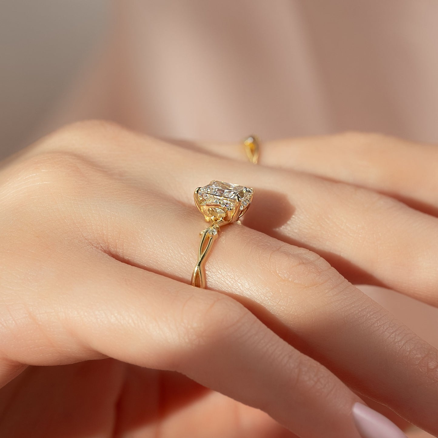 2 CT - 2.5 CT Princess Cut Halo Twig Style Moissanite Engagement Ring